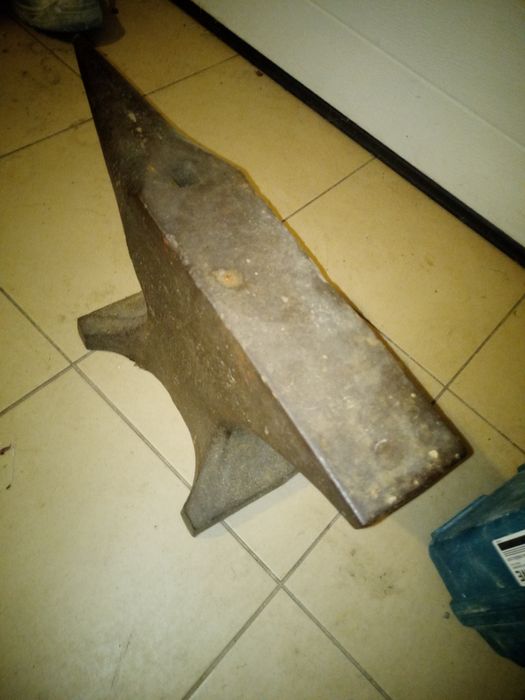 Kowadło 41,5 kg rok produkcji 1919r