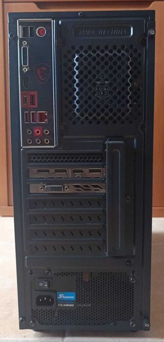 Torre Desktop Gaming Aerocool GameMax
