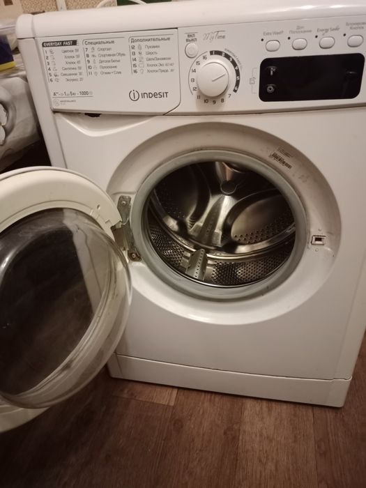 Пральна машина INDESIT E2SE 2150 на 5кг
