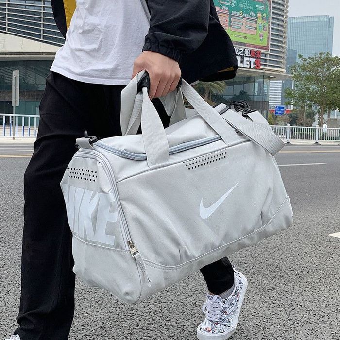 Спортивна сумка Nike