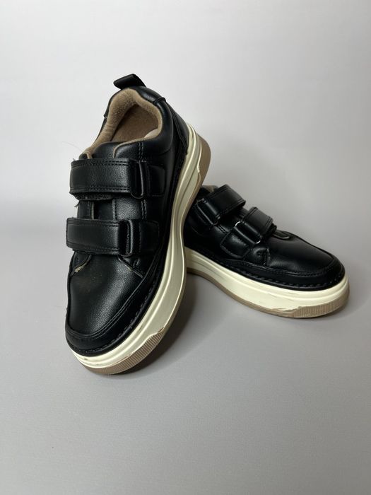 Дитячі ботинки чоботи закриті туфлі