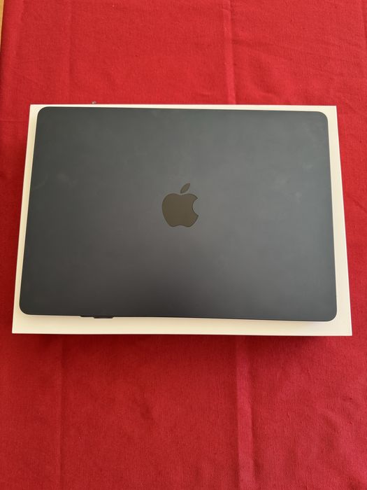 Macbook Air 13” M2