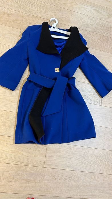 Тепле весняне пальто