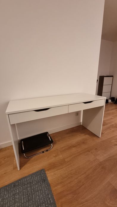 białe Biurko z szufladami, masywne, 50 cm x 138