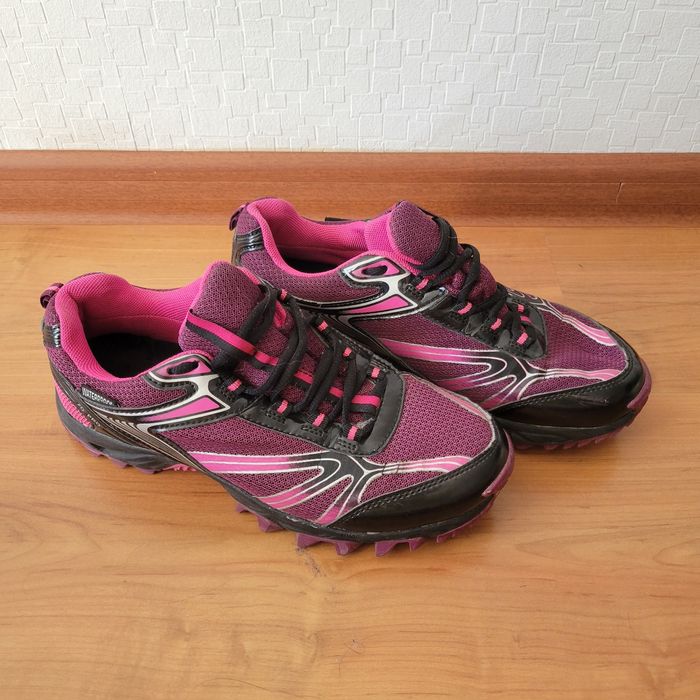 Damskie buty sportowe
