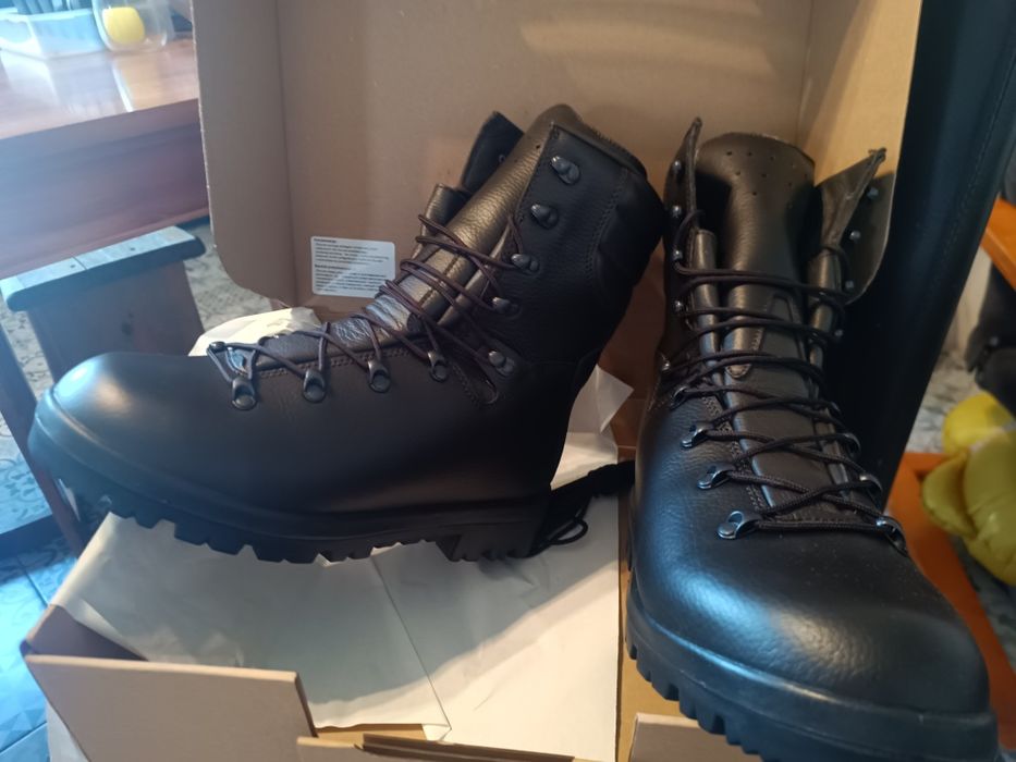 Buty wojskowe zimowe 27.5