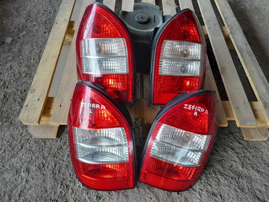 Стоп/задній ліхтар Opel Zafira A