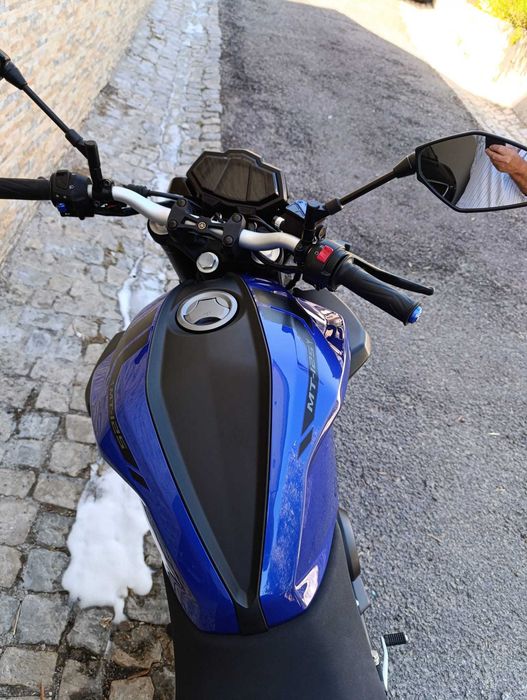 Vendo mota yamaha MT 125