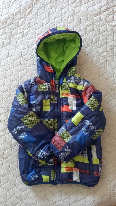 Демісезонні куртки на хлопчика по 120 грн.Жилетка в подарунок