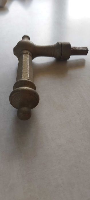 klamka mosiężna zabytkowa