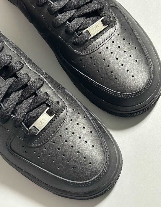 Buty Nike Air Force 1 Czarny R.42.5