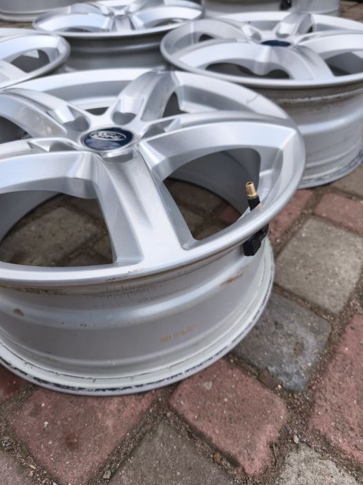 Felgi aluminiowe 16 Ford Focus Mondeo Kuga SMax CMax - 5x108