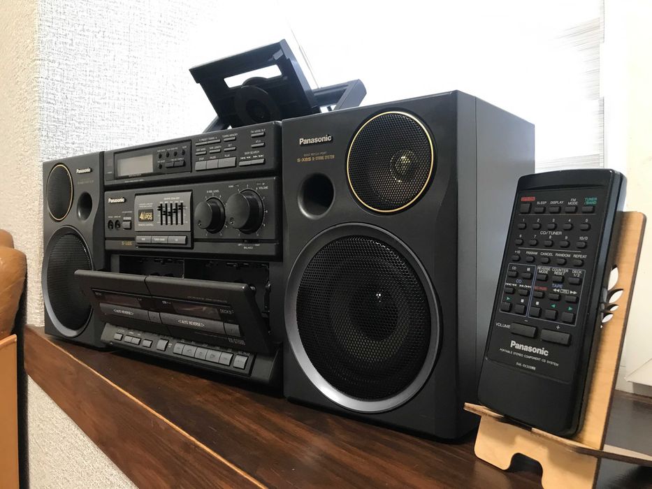 Panasonic RX-DT680 AUX