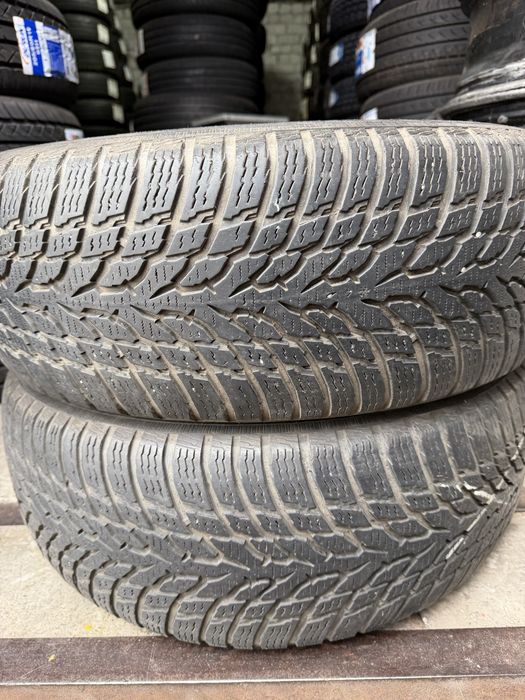 Шины 215/60 R16 Nokian WR б/у пара зима 5мм ар. 205212 U9