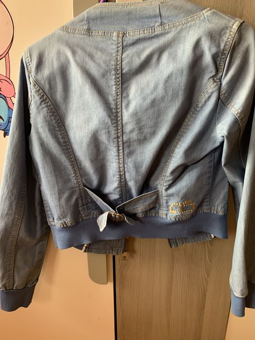 Calcas, blusão e gabardine Ana Sousa