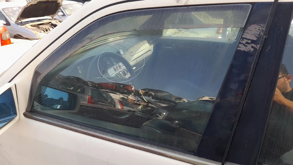 Vidro porta frente esquerda MERCEDES-BENZ Classe C (W202)
