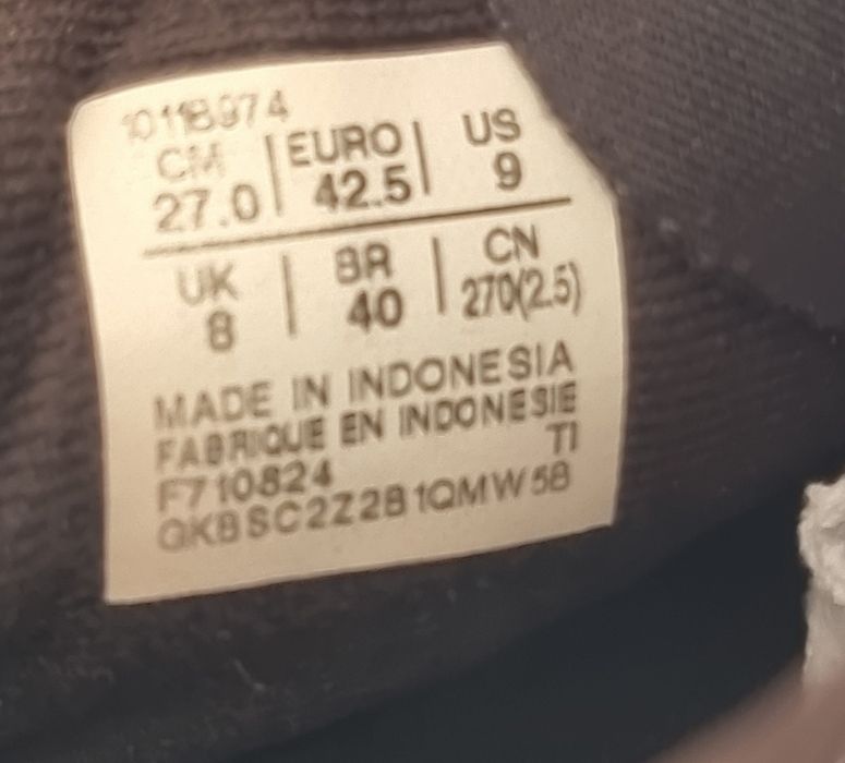 Оригінал 100% чоловічі кросівки asics novablast 5  eur 42.5