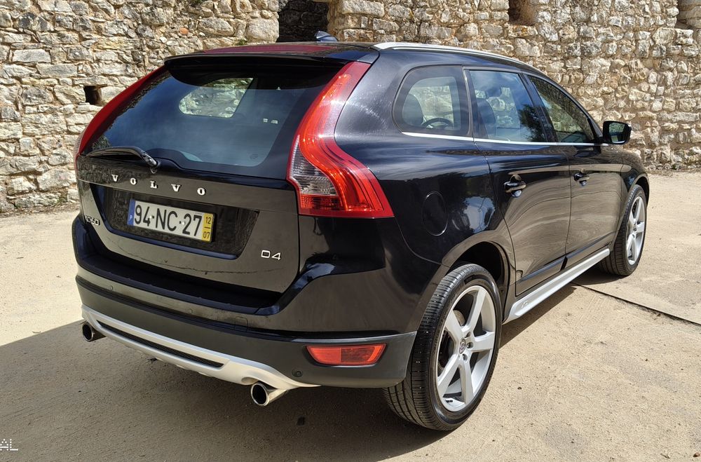 Volvo XC60 2.0 D4 163CV R-Design 1 DONO