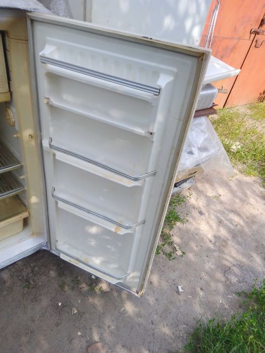 Продам Холодильник ОКА - 3