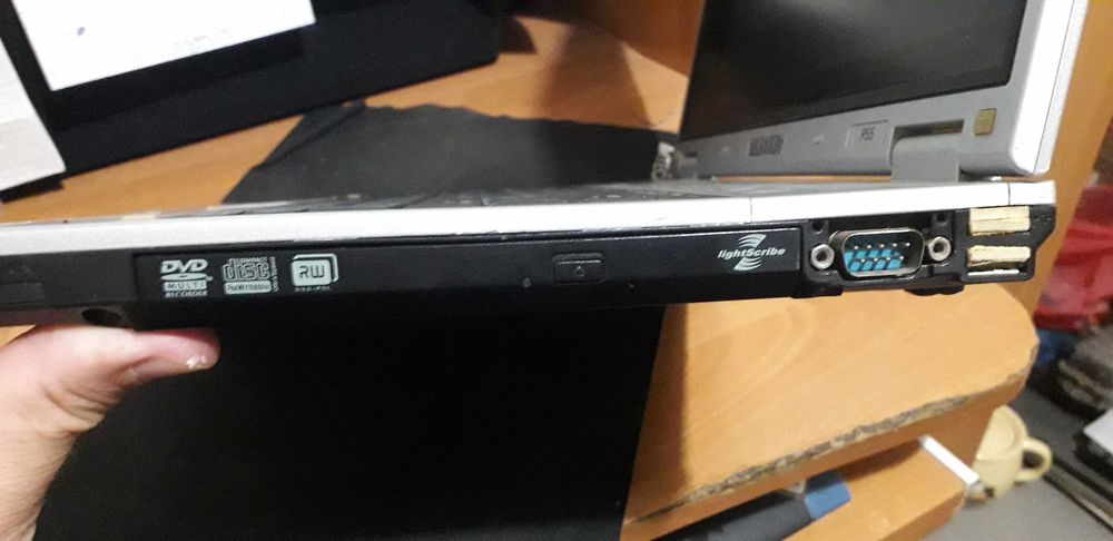 Ноутбук Samsung P55