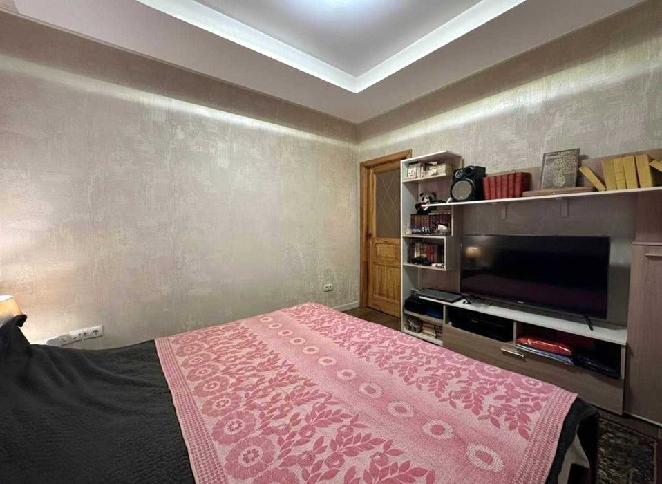 Продаж 1к квартири 56м². Ремонт. Опалення - ГАЗ. Озеро. Парк. ID:782