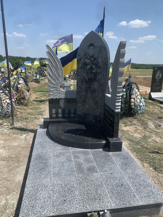 Пам’ятники під ключ | Встановлення | Благоустрій могил