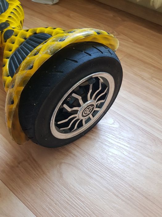 Продам гироборд.