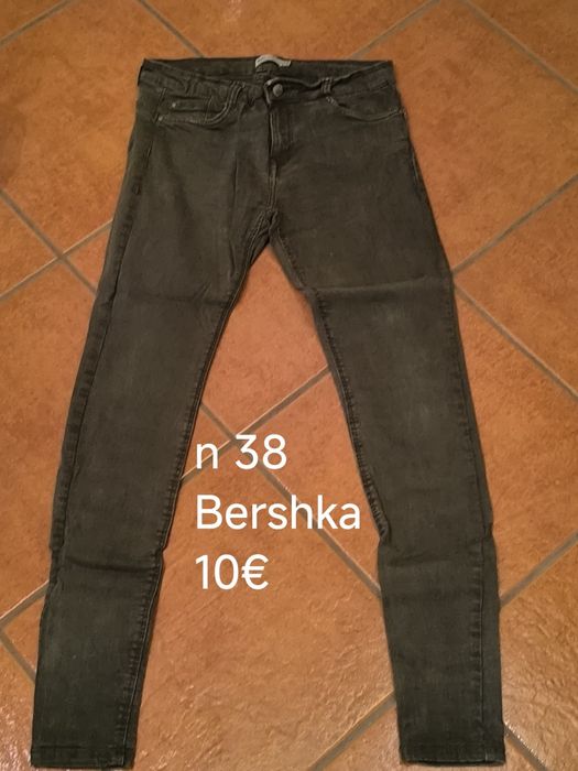 Varios modelos, varias calças