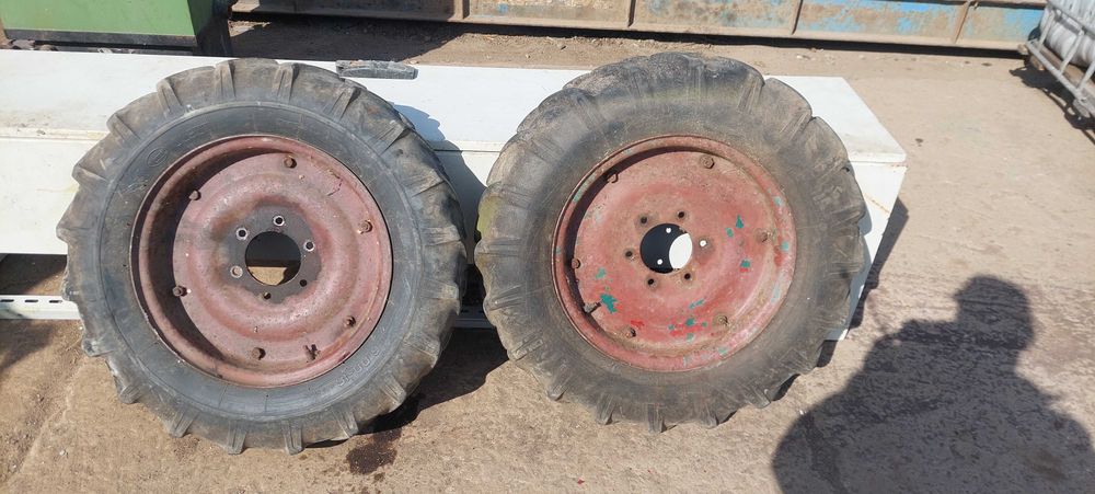 Koła felgi rolnicze skręcane  r16 6.00-16