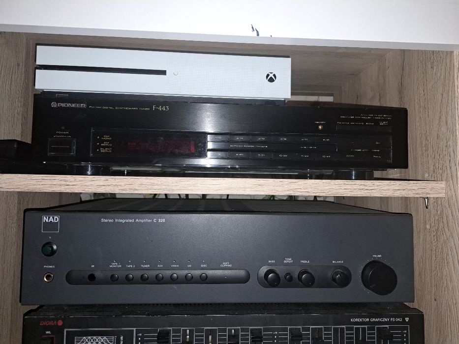 Wzmacniacz Nad c320