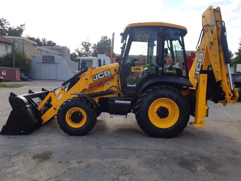 Аренда трактора с навесным оборудованием, грунтофреза