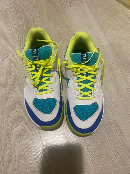 Buty halowe do siatkówki kipsta roz. 37