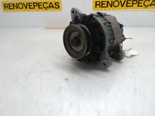 Alternador MITSUBISHI Galant IV Sedan (E3_A)