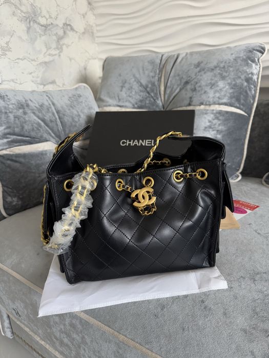 Черная сумка сумочка Chanel тренд 2025