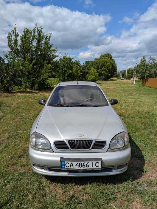 Автомобіль Lanos Sens