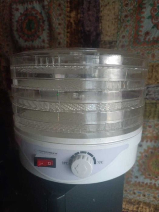 Suszarka spożywcza 250 W do warzyw, owoców, grzybów