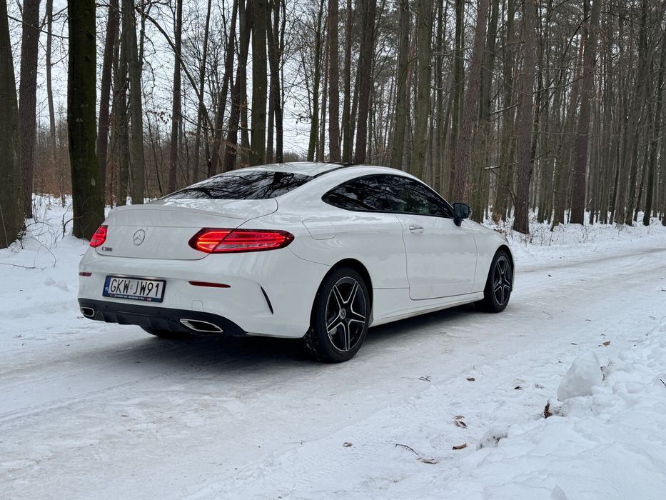 Mercedes c300. Burmester, virtual.