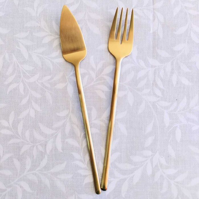 Faqueiro Dourado com 130 peças - Marca HERDMAR
