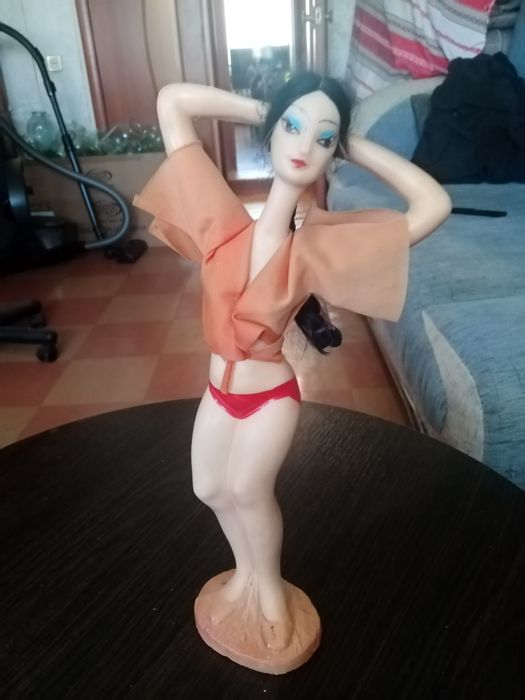 Кукла, винтажная