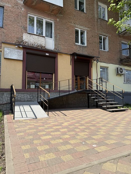 Комерційне приміщення|м.Дубно|Рівненський р-н