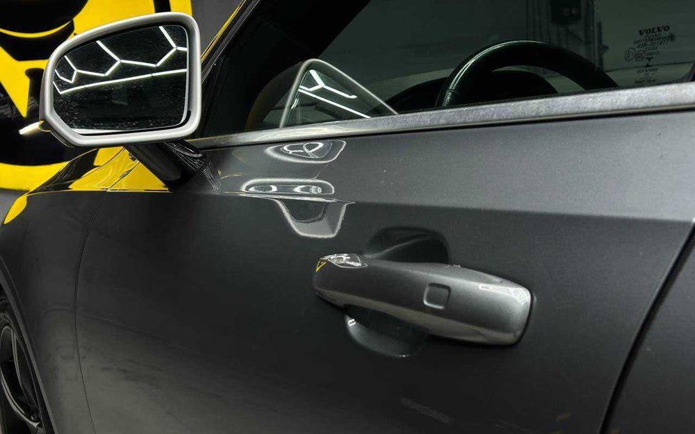 Volvo S90 2017 року