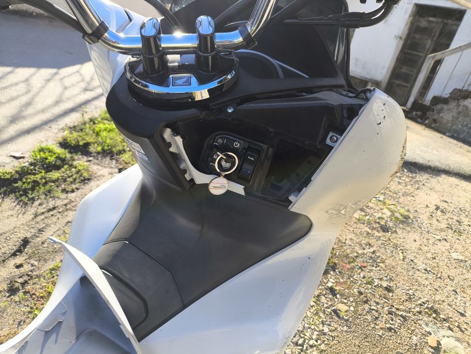 Honda PCX 125 scooter
