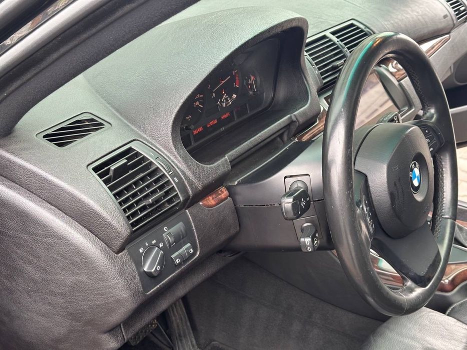 BMW X5 продажаили бмен на мото спорт