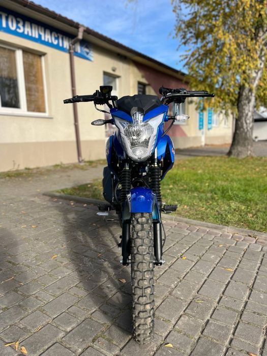 Spark SP150-R15 новий  дорожній мотоцикл 2025 року