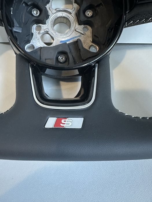 Руль audi a3 a4 a5 b9 скошений скошане s-line