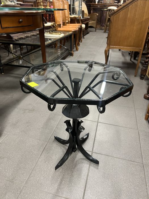 Stylowy stolik kawowy