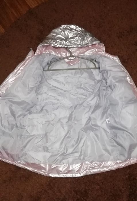 Зимняя куртка на девочку