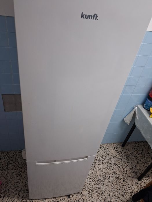 Frigorífico em ótimo estado