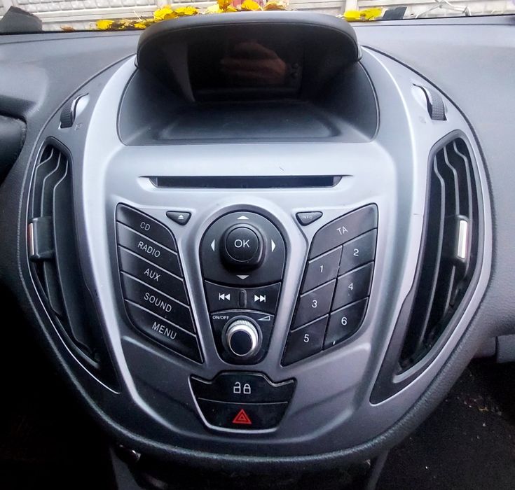 Panel wyświetlacz radia Ford B-max