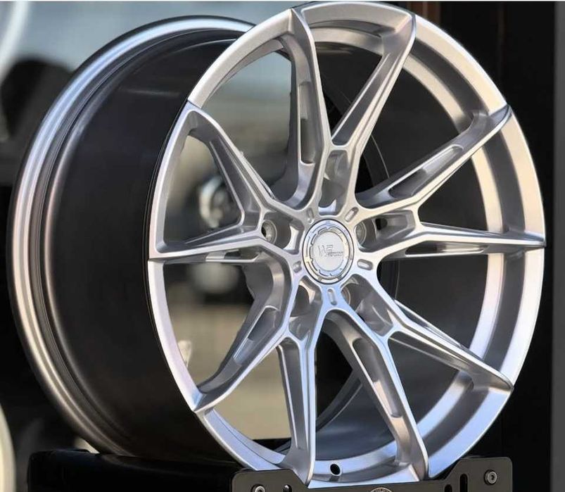 Нові Hybrid Forged диски R18 на Bmw 5 F10 4 F32 X3 3 F30 E90 2 F20